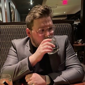 Meet your Posher, Hayden